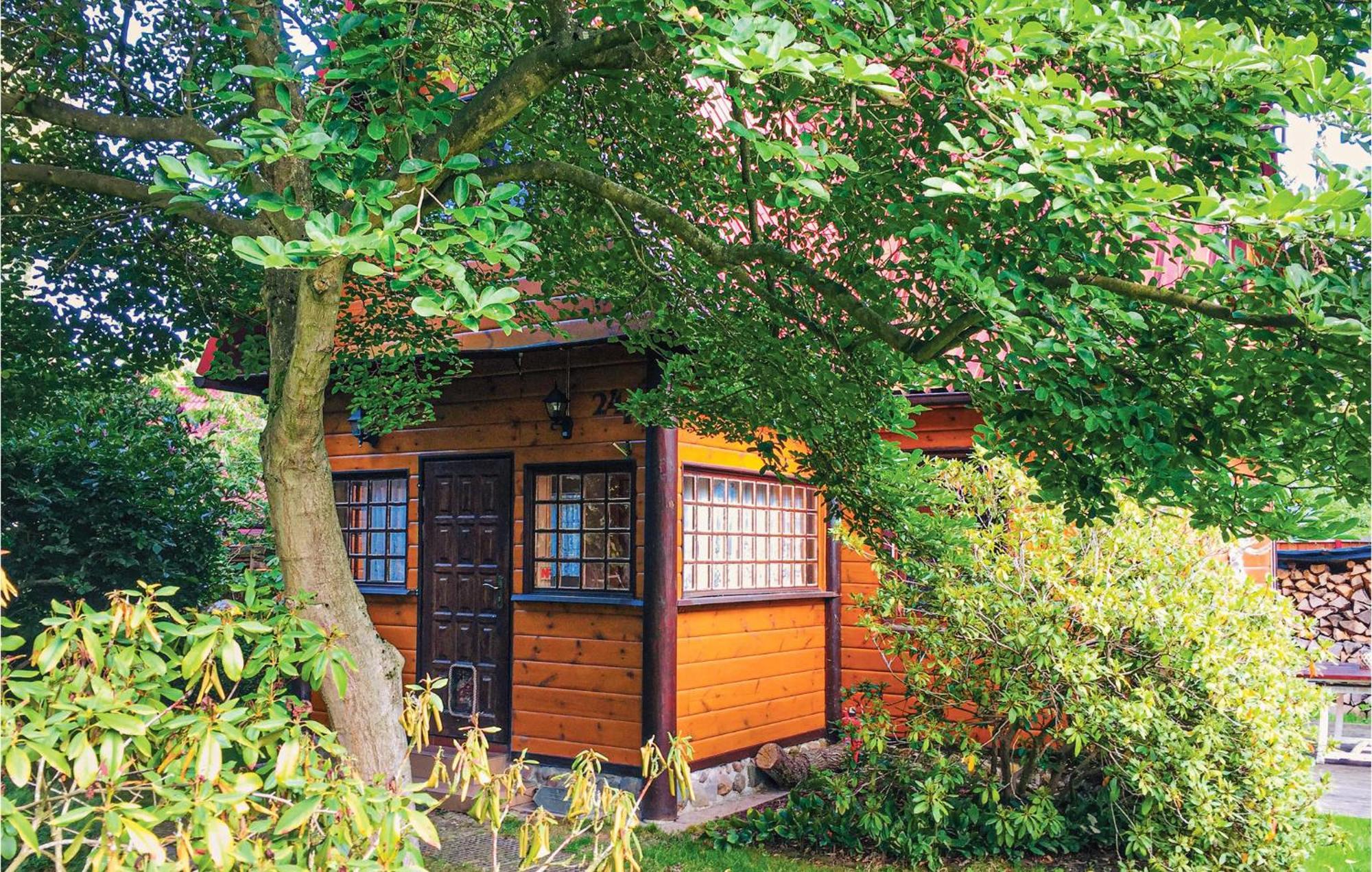 3 Bedroom Lovely Home In Nowe Warpno Exterior photo